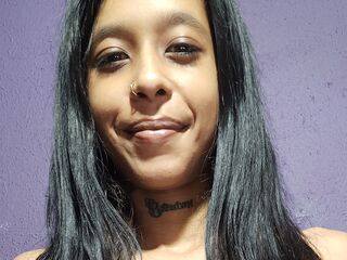 camslut naked KiaraSing