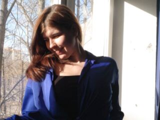 beautiful webcamgirl KourtneyEsshaki