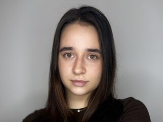 hot webcam KristanKhiev