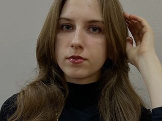 webcamgirl chat room LeomaAzimi