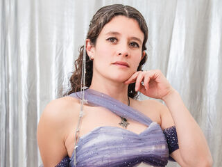 cam girl chatroom LiaSannin