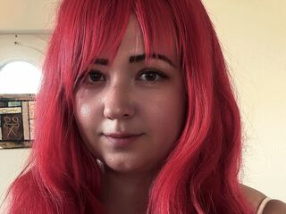 camgirl fingering pussy LiliaButon