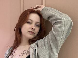 hot cam girl spreading pussy LindaBenne