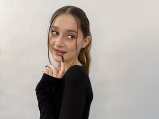 fingering camwhore LindsayErhart