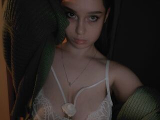 naughty camgirl picture LioraMist