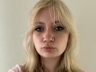 sexy camgirl LoisBrindamour