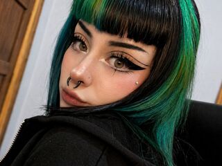 hot chatroom LolaGraves