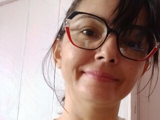 girl webcam LuizaHots