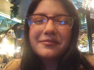 camwhore masturbating MaryClarck