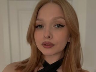 cam girl masturbating with vibrator MaryLeens