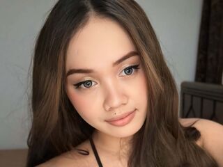 camwhore fingering pussy MaxCiana