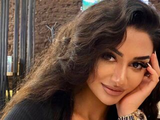 cam slut photo MayaDastrup