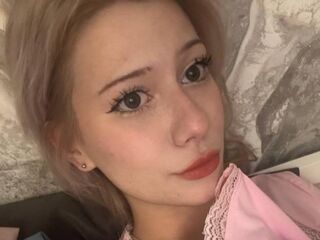 topless webcam girl MeganLinney