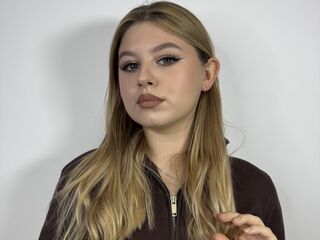 camgirl fingering bald pussy MercedesVaught