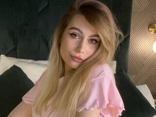 beautiful camgirl MicheleMary