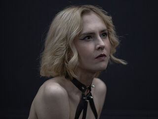 adult live webcam MilaVeyra