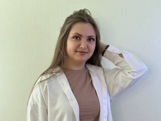 livecam picture MildaTaddio