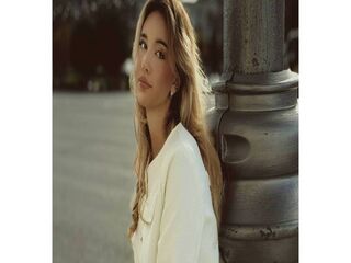 adultcam picture MiraStarlet