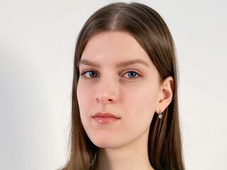 hot girl cam photo MyrtieKatula