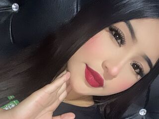 camwhore fingering shaved pussy NaharaGraces