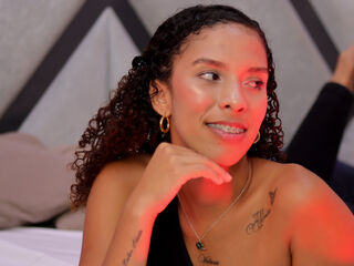 camsex show NicoleBakker