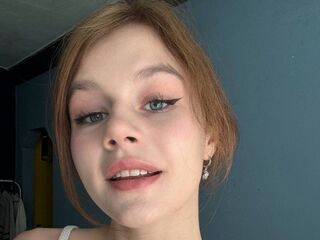 cam girl masturbating with vibrator OdelynCall