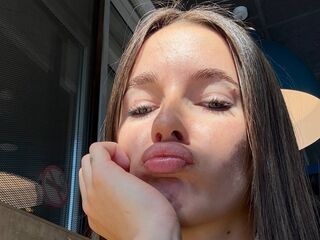 cam girl fingering pussy OdetteWingler