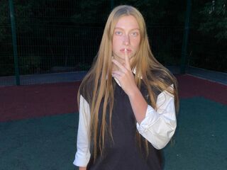 girl fingering bald pussy PandoraPoteat