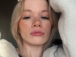 webcam babe RenitaKoo