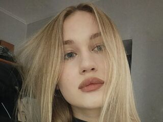 webcamgirl live sex SadieTandon