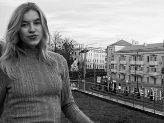 chat with cam SallyRodwell