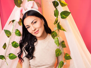 naughty cam girl fingering pussy SammiLarson