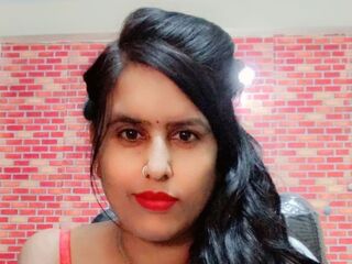 naughty cam girl masturbating SaraConway