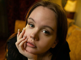 camgirl showing pussy SarandaRyan