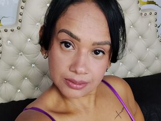 camslut masturbating SashaWill