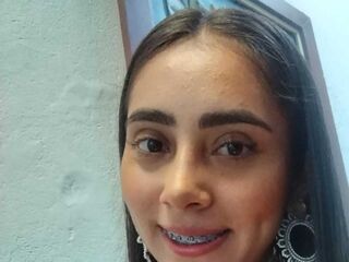 shaved pussy webcam ScarlettMiller