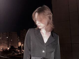 free webcam chat room ShirleenWiens