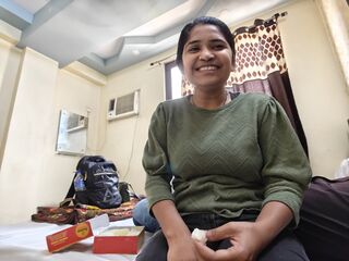erotic webcam ShreyaGuptaa