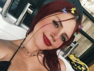 naked girl with webcam fingering pussy SophiaBeaumont