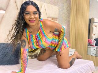 camgirl fingering wet pussy SophiaJonsom