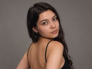 hot naked cam girl SophieShark