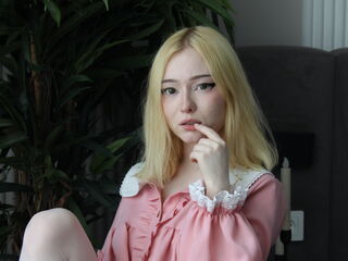 camgirl SunnivaBeckey