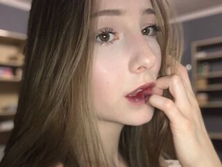 naked girl with webcam masturbating with dildo SusanMcKenzie