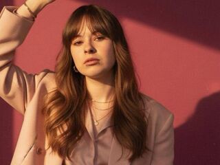 camgirl porn web cam TerinaLairmore