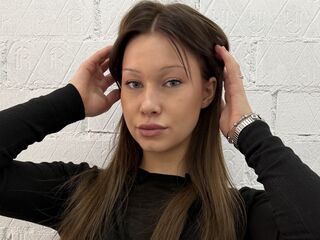 camgirl playing with dildo ThaliaDiersen