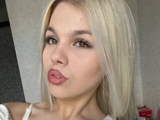 voyeur webcam ThelmaLois