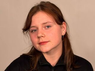 camgirl masturbating with sex toy TonaBurgard