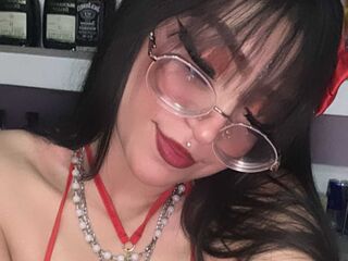 nude webcamgirl pic ValuZea