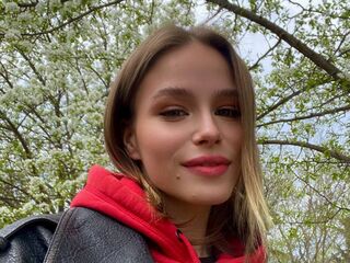 hot webcam show VeronaBrucker