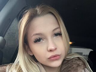 camgirl playing with sex toy VeronicaBarks